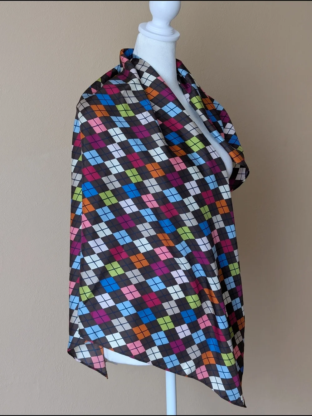 100% Silk Scarf Argyle Style Diamond Geometric 36x36